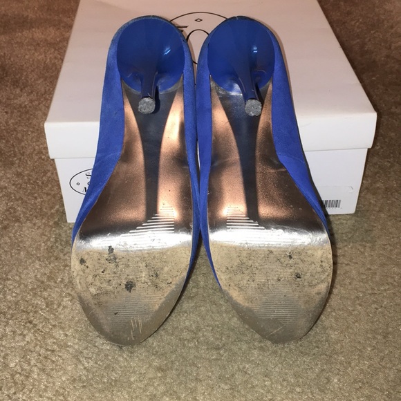 Steve Madden Caryssa Blue Pumps - Picture 6 of 11